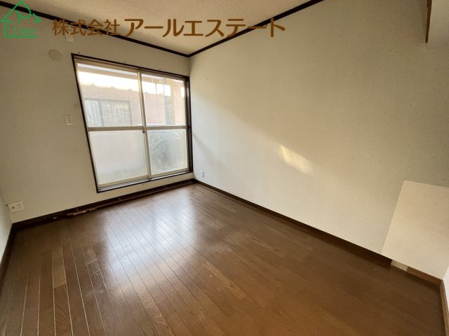 姫路市白浜町　　中古戸建の洋室