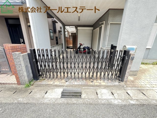 姫路市白浜町　　中古戸建の駐車場