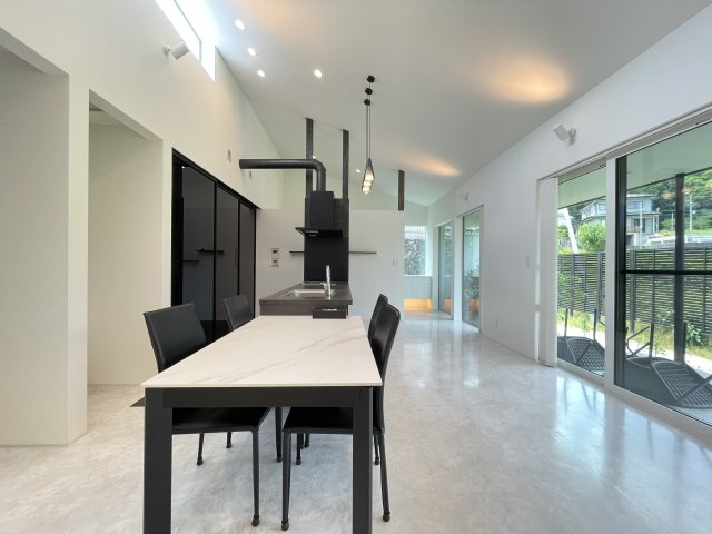 二戸郡一戸町高善寺の洋室