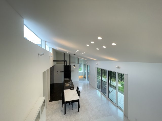 二戸郡一戸町高善寺の前面道路含む現地写真