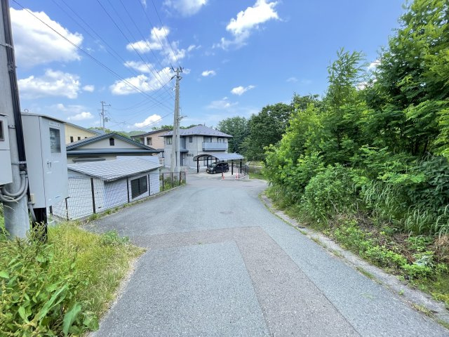 二戸郡一戸町高善寺の前面道路含む現地写真