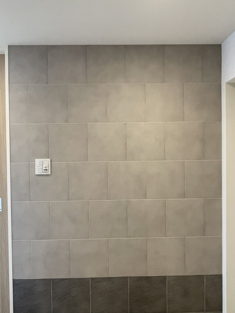 アルファステイツ古町の玄関