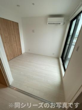 【居間・リビング】 | ノヴァイフ高木Ⅱ　★プライスホームなら仲介手数料が割引価格です！★