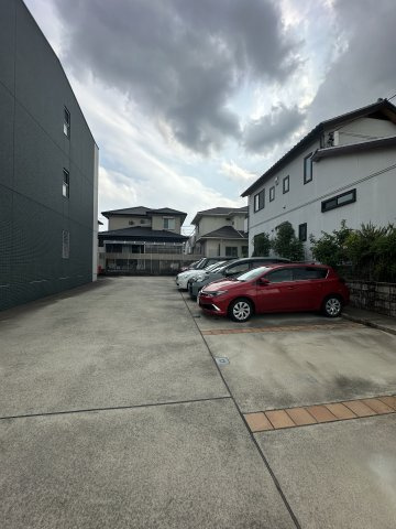 セントレア浄水の駐車場