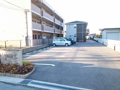 【駐車場】 | エレガンス京