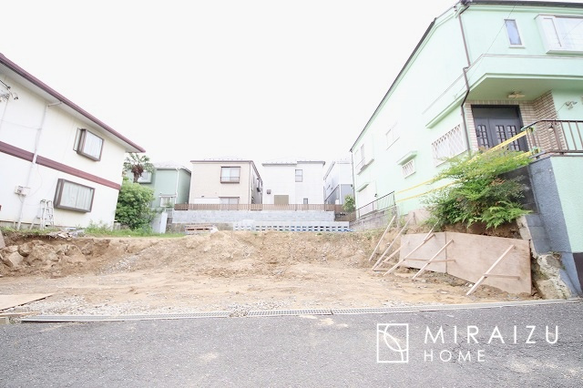 【外観】 | ご家族様のプライベート空間が確保できる素敵な間取りです。また敷地ゆったりですので、おうち時間を楽しむのにもぴったりですね♪