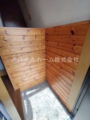 【玄関】 | メゾン・ド・ベール | 別部屋写真です。