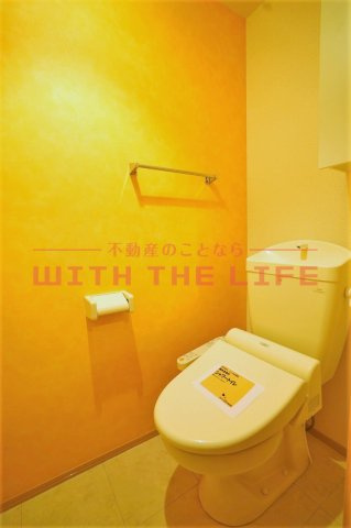 グランドソレーユＲＳ【10，000円キャッシュバック対象物件】のトイレ|清潔感のあるトイレです