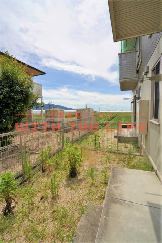 グランドソレーユＲＳ【10，000円キャッシュバック対象物件】の庭|お庭の付いた物件です