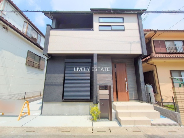 草加市谷塚仲町 新築分譲住宅の外観