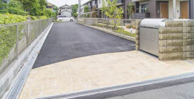 【エントランス】 | マノレイユイースト