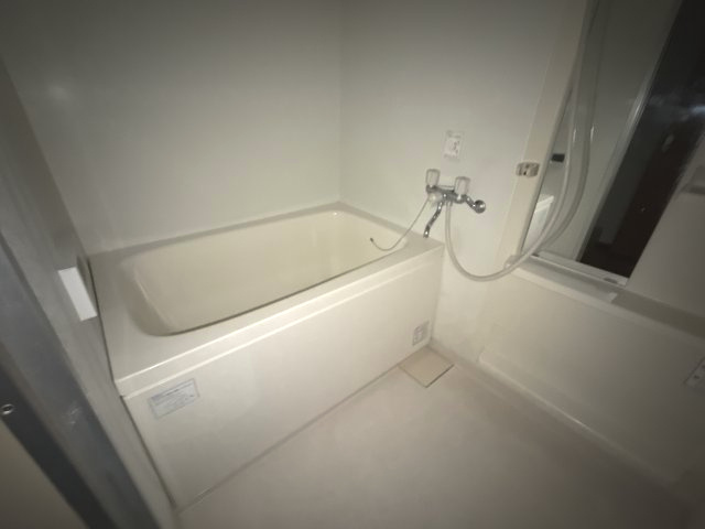 メゾン高須の浴室