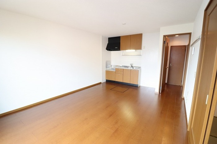 グリーンテリア 第７|リビングルーム １１．５帖