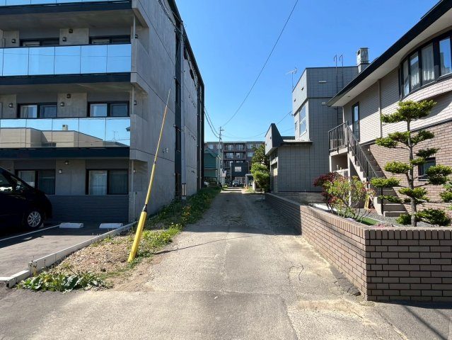 八軒３条西２丁目：１号地の前面道路含む現地写真