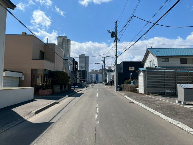 八軒３条西２丁目：１号地の周辺