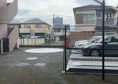 【駐輪場】 | グランフォーリア八王子 | マンションの駐輪場は、事前に空きがあるか確認を取ると安心です。せっかく入居したのに駐輪スペースがない！なんてことになったら大変ですよね。そこで、内見時や購入前にはまず事前に確認しておくと良いでしょう。