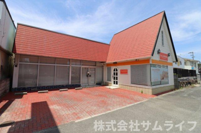 【駐車場】 | 川津倉庫付き事務所
