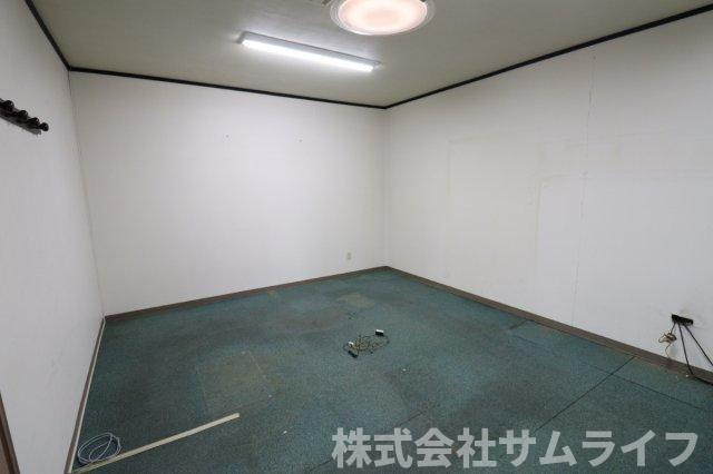 【設備】 | 川津倉庫付き事務所