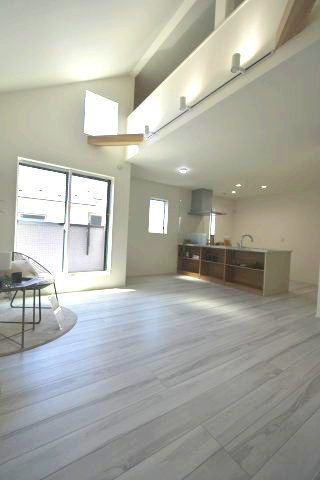 下井草2丁目・新築戸建の居間・リビング