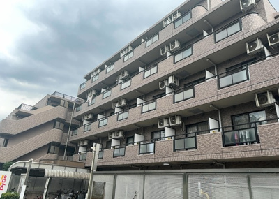 【現況写真】 | ライオンズマンション八王子第六 | 眺望の良さを楽しめるダイニングキッチンで家族団らんの時間を過ごしてはいかがでしょうか。バルコニーから見える景色を家族で眺める時間は、時間が経つのを忘れてしまいそうですね。是非、現地を見に行きましょう！