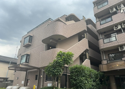 【構造・工法・仕様】 | ライオンズマンション八王子第六 | ＳＲＣ造は強度や耐震性の面でもRC造と比べて優れています。そのため、10階建以上の高層または超高層マンションなどの建築にも多く採用されています。柱や梁などのサイズが小さくても高い耐震性を確保できます。