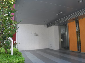 【エントランス】