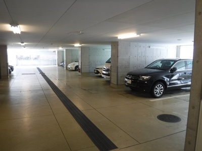 【駐車場】 | フローラル東葛西Ⅵ | 敷地内駐車場（現在満車）