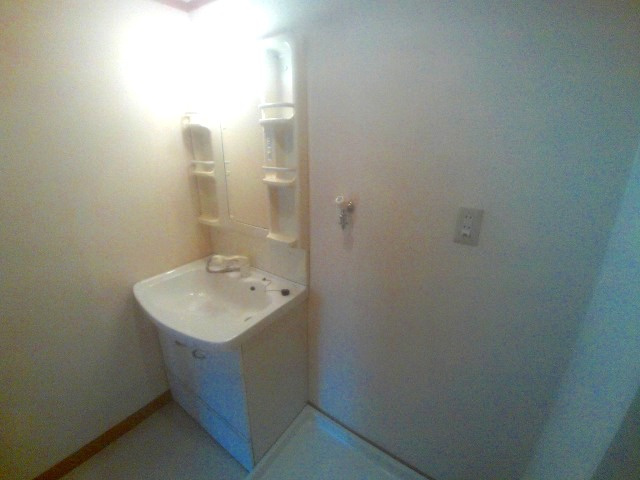 ルマージュ神戸３番館の洗面所