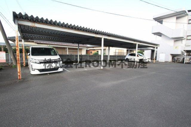 わかくさマンションの駐車場|駐車場完備です