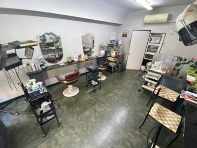  | 明美の里町店舗付住宅