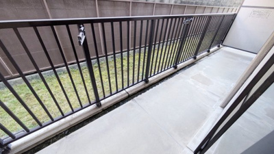 【バルコニー】 | サンモリッツ日根野