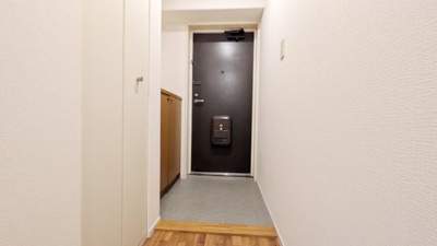 【玄関】 | サンモリッツ日根野