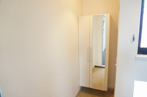 サン　コテージの玄関