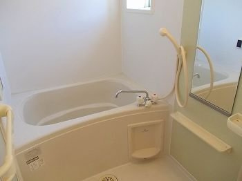 ソレイユ白浜北Ⅰの浴室