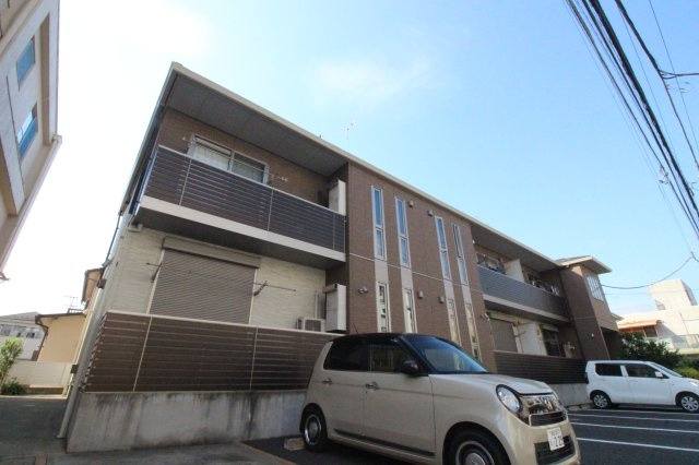 MAISON DE MONTICULEの外観