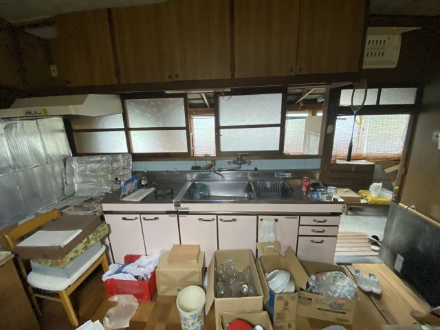 宮野上　中古住宅のキッチン|キッチンでお料理をお楽しみください