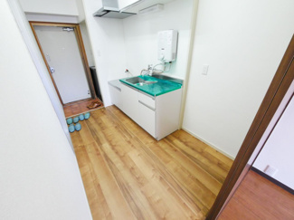 【キッチン】 | 春日居ライフピアマンション 4階 想定利回り13.22％ 内装リフォーム済み | 新品キッチンに交換済み