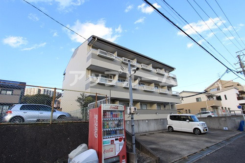 クリーン高蔵寺の外観
