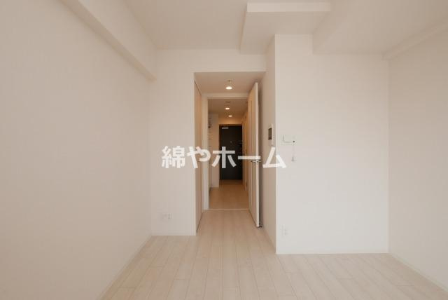 エスリード長居公園PARK AVENUEの居間・リビング|おしゃれなリビングです