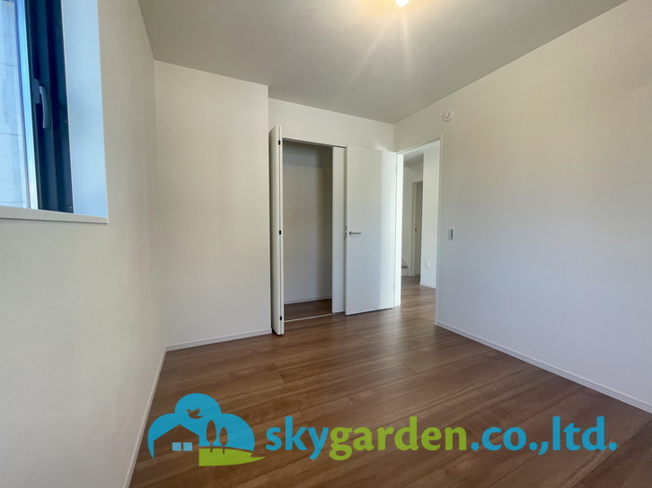 藤沢市片瀬海岸5期　新築戸建　全3棟1号棟の洋室