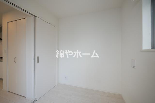 ルカセレーヌの寝室|落ち着いた色調の寝室です