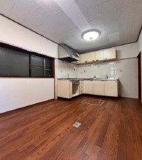 生駒小瀬町貸家のキッチン