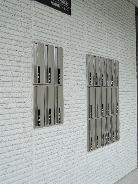 レールサイド鵠沼のその他共用部分|集合ポスト