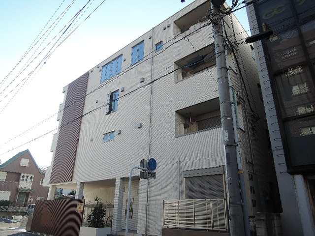 レールサイド鵠沼のエントランス|耐震耐火に優れた旭化成ヘーベルメゾン