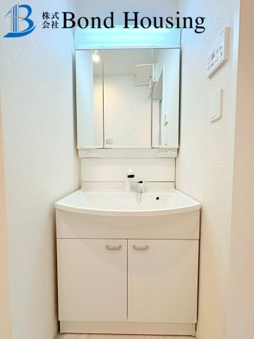 土山駅まで徒歩8分　魚住町清水　新築限定1棟の独立洗面台