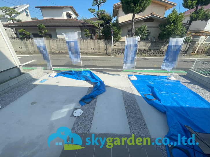 藤沢市片瀬海岸5期　新築戸建　全3棟2号棟の駐車場