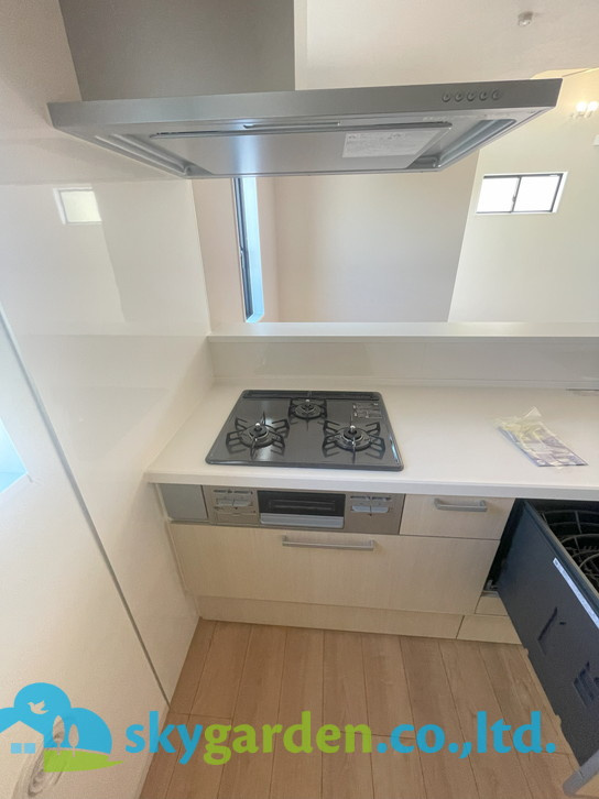 藤沢市片瀬海岸5期　新築戸建　全3棟2号棟のキッチン