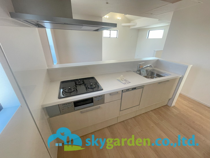 藤沢市片瀬海岸5期　新築戸建　全3棟2号棟のキッチン