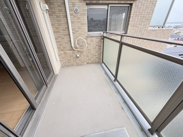 ワコーレ霞ヶ丘景彩館のバルコニー