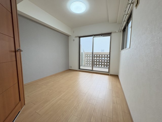 ワコーレ霞ヶ丘景彩館の洋室